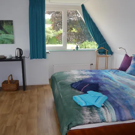 לינה וארוחת בוקר Biologisch B & B Bergh En Bos *